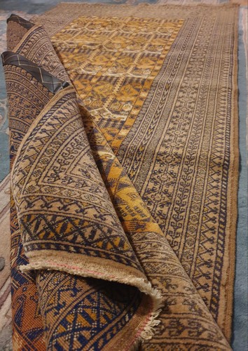 Genuine oriental hand - hand, knotted